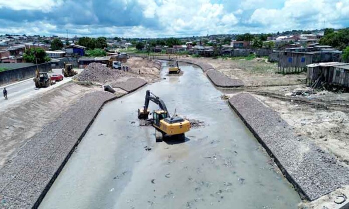 Obra-no-igarapé-do-Mindu-atinge-80%-e-acaba-com-o-medo-de-enchentes-na-Zona-Leste