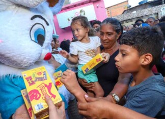 Páscoa chega na zona Norte de Manaus e transforma o dia de crianças no bairro Cidade de Deus
