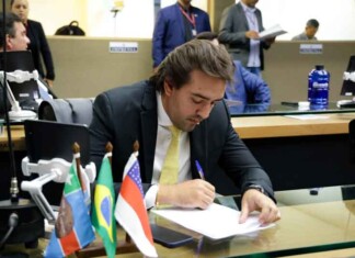 Thiago Abrahim cria lei que fortalece a preservação ambiental nos portos do Amazonas