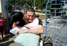 Enquanto enfrenta pressão dos EUA, Cuba abre as celas. Gesto humanitário ou jogada calculada?