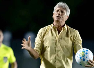 O drama do Vasco que esquece como vencer após abrir o placar