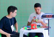 Manaus sedia campeonato oficial de cubo mágico com disputas no Shopping Ponta Negra