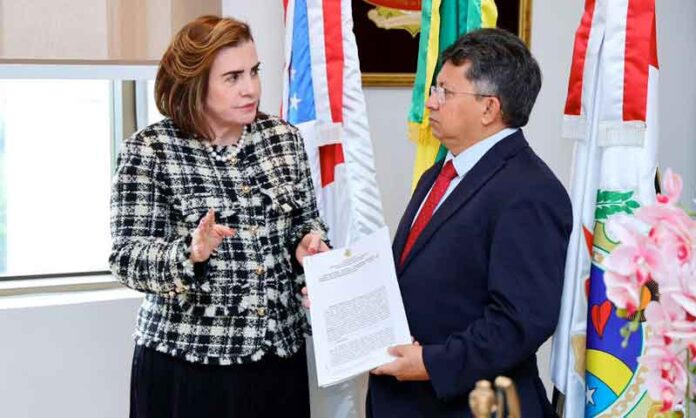 Sinésio-Campos-aciona-TCE-AM-por-abandono-de-Ramal-da-Fazenda-da-Esperança-na-BR-174
