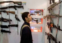 Irã convoca adolescentes para a guerra após colapso militar e morte de Ali Khamenei