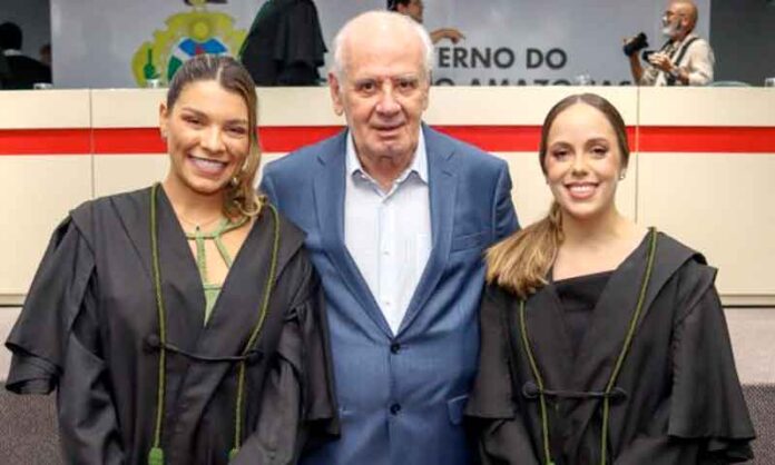 Catarina-Lopes-Maia,-Serafim-Corrêa-e-Marcela-Vignoli-Cordeiro-Bessa