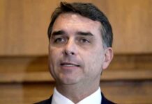 Articulação para investigar Flávio no STF inclui tentativa de tirar Mendonça do caso