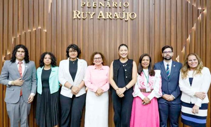Maioria-feminina-marca-nova-legislatura-do-“Parlamento-Jovem”-e-recebe-apoio-de-Brena-Dianná