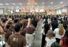 Congresso reúne milhares de jovens e promove avivamento espiritual em Manaus