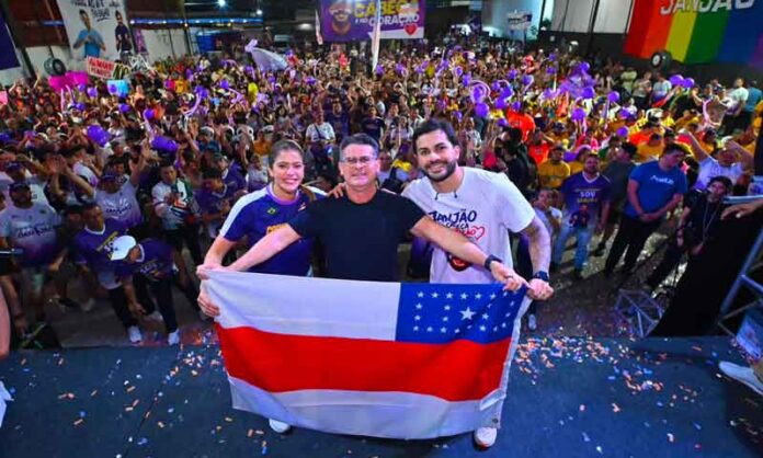 David-Almeida-destaca-força-de-novas-lideranças-durante-lançamento-da-pré-candidatura-de-Janjão