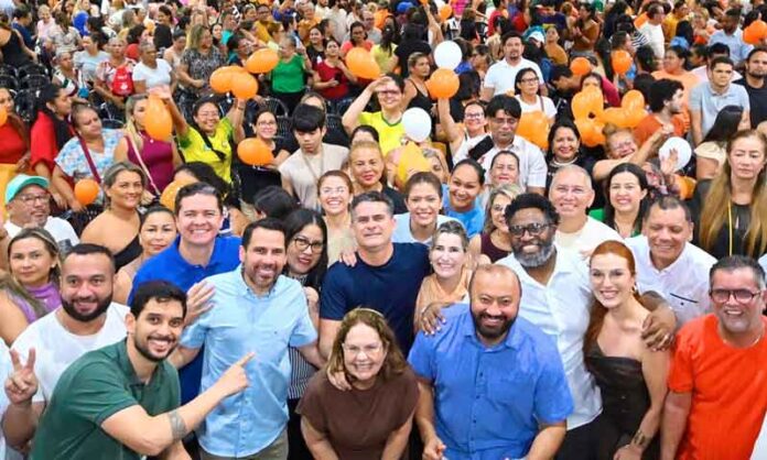 David-Almeida-reúne-educadores-e-amplia-debate-sobre-o-futuro-da-educação-no-Amazonas