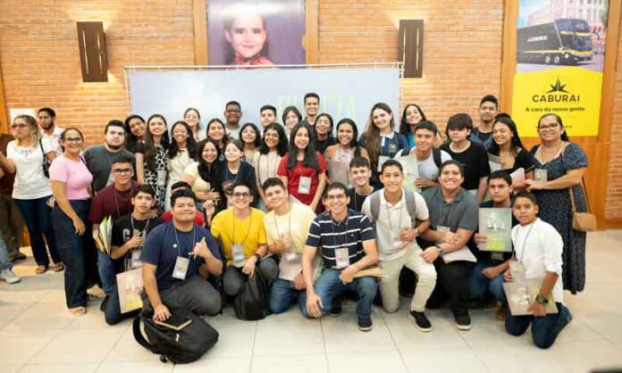 Fé-propósito-e-escolhas-inspiram-encontro-voltado-à-formação-da-juventude-cristã-em-Manaus