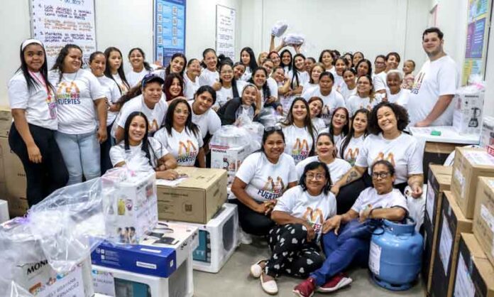 Mães-solos-refugiadas-ganham-kits-para-abrir-o-próprio-negócio-de-gastronomia-em-Boa-Vista