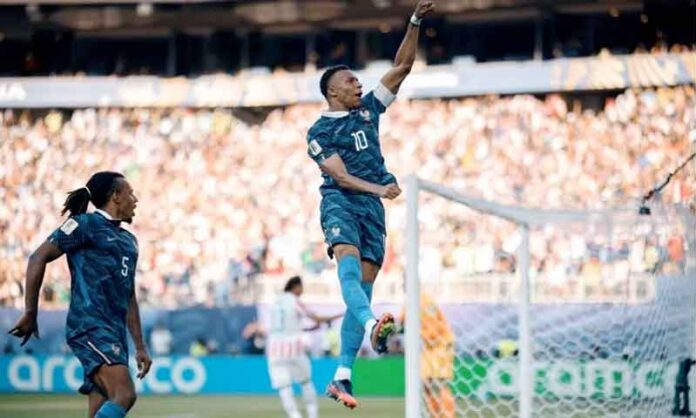 Paraguai-resiste,-mas-Mbappé-faz-de-pênalti-e-leva-França-às-quartas-da-Copa-do-Mundo