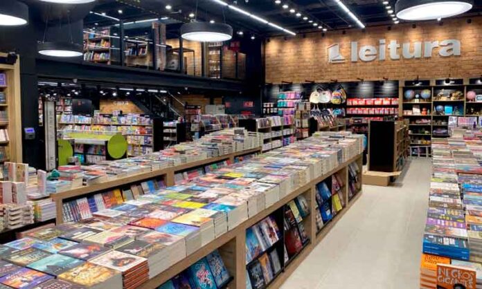 Pesquisa-nacional-revela-a-força-dos-livros-físicos-e-impulsiona-abertura-de-novas-lojas-em-Manaus