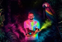 Remos, canoas e telas revelam o talento de Renner Cruz, em exposição no Amazonas Shopping