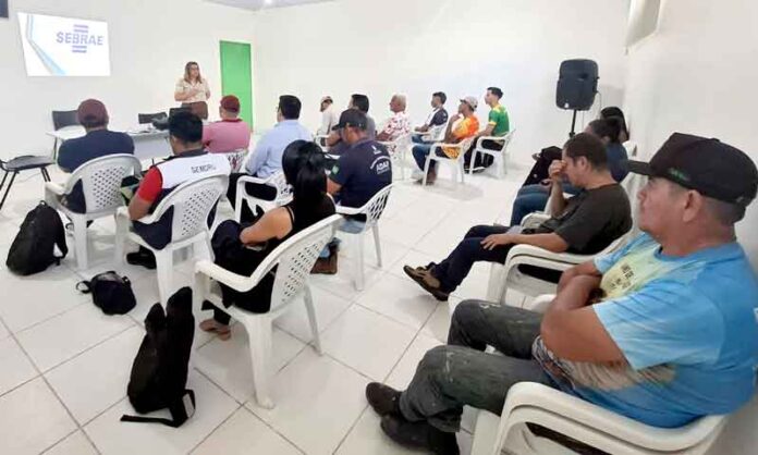 Reunião-de-comunicação-da-estratégia-de-implantação-do-SIM-com-pecuaristas,-agricultores-e-entidades