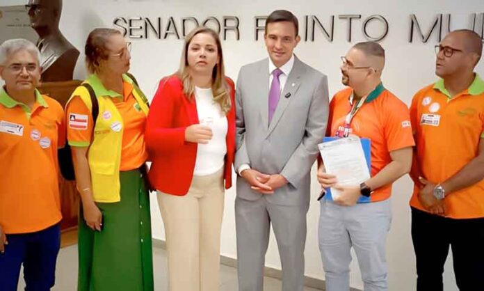 Sidney-Leite-celebra-aprovação-da-aposentadoria-diferenciada-para-agentes-de-saúde