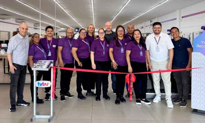 TVLAR-reabre-loja-em-Coari-e-leva-nova-experiência-de-compras-ao-interior-do-Amazonas1