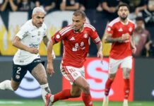 Inter perde para o Corinthians, mas segura vantagem e avança na Copa do Brasil