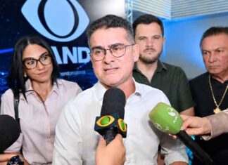 Debate coloca resultados de Manaus no centro do projeto de David Almeida para o Estado