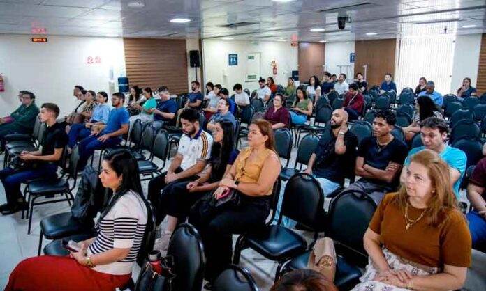 Defensoria-Pública-reúne-especialistas-para-debater-judicialização-da-saúde-e-acesso-a-medicamentos-no-SUS