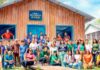 Professores e estudantes da Amazônia ganham novos materiais inspirados nos saberes dos territórios
