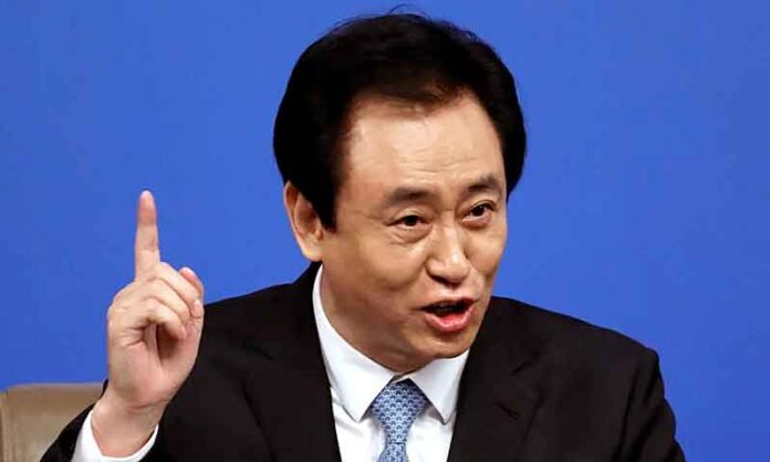 Fundador-de-gigante-imobiliária-da-China-é-condenado-à-prisão-perpétua