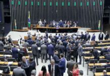 Malditos Politiqueiros