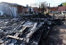 Duas famílias perdem tudo após incêndio que destruiu casas no bairro Cidade de Deus