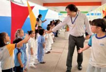 Maior escola em tempo integral do Norte recebe visita do Conselho Nacional do SESI em Manaus