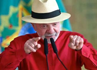 Lula anuncia reajuste no Bolsa Família e levanta debate sobre o uso do dinheiro público