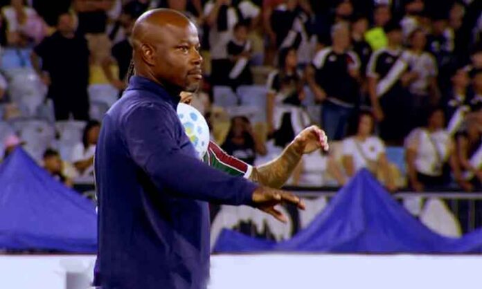Marcão-durante-o-jogo-entre-Fluminense-e-Vasco-pelo-Brasileirão
