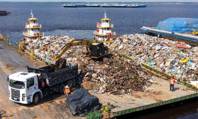 operação-de-transbordo-do-ano-e-destina-mais-de-400-toneladas-de-resíduos-ao-aterro-sanitário