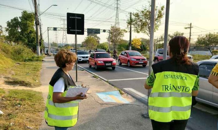 Avenida-das-Torres-passa-por-estudo-para-conter-os-gargalos-do-trânsito