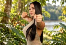 Isabelle Nogueira declama poesia na abertura do Encontro de Tenores do Brasil em Manaus