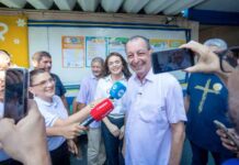 Após votar em Manaus, Omar Aziz projeta investimentos e aponta desafios para o futuro do Amazonas