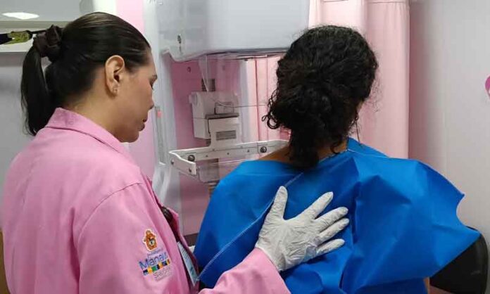 Unidades-Móveis-de-Saúde-da-Mulher-intensificam-oferta-de-atendimentos-no-shopping-Phelippe-Daou